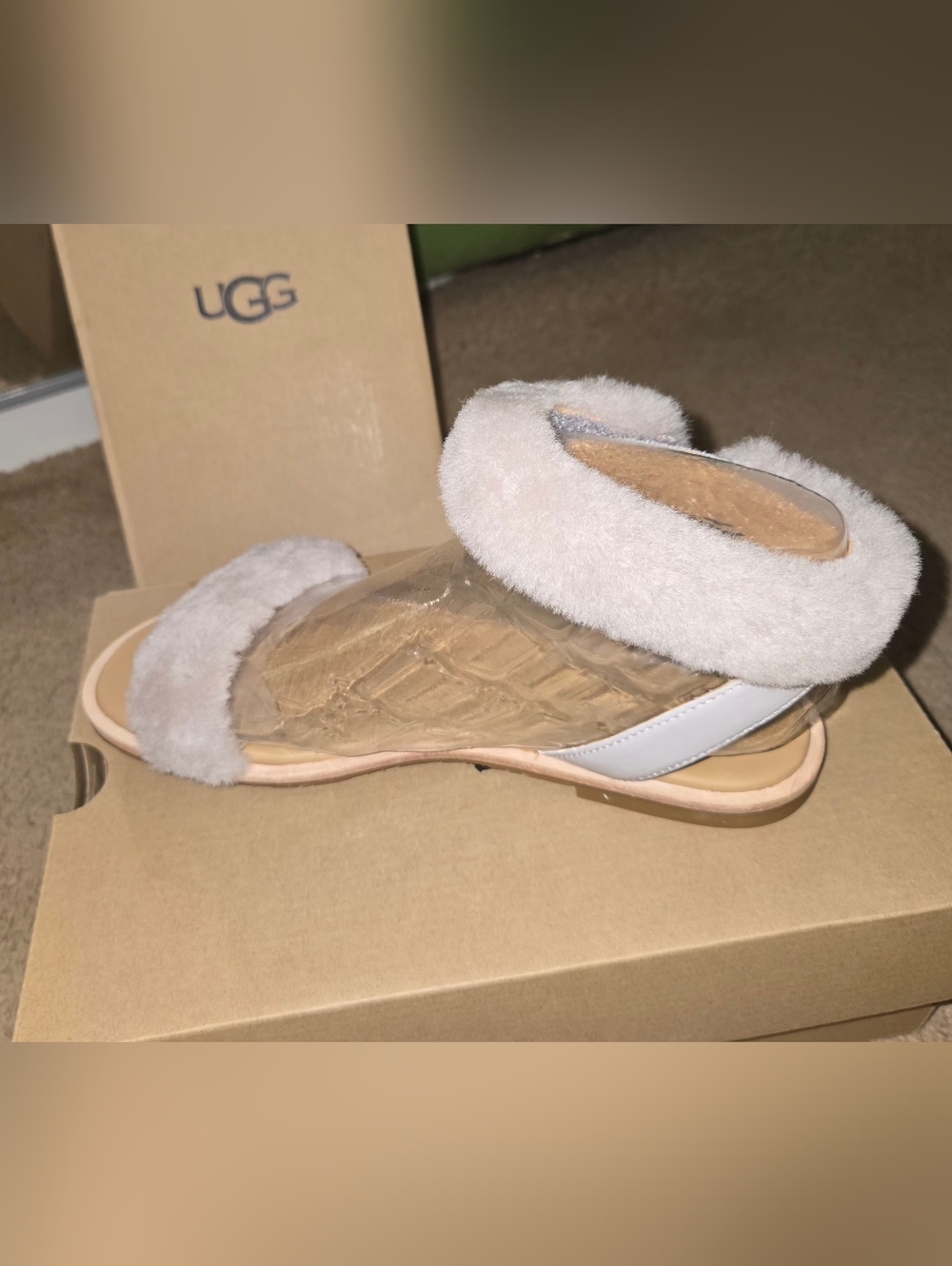 BRAND NEW UGG Women's Fluff Spring Sandals Size 8